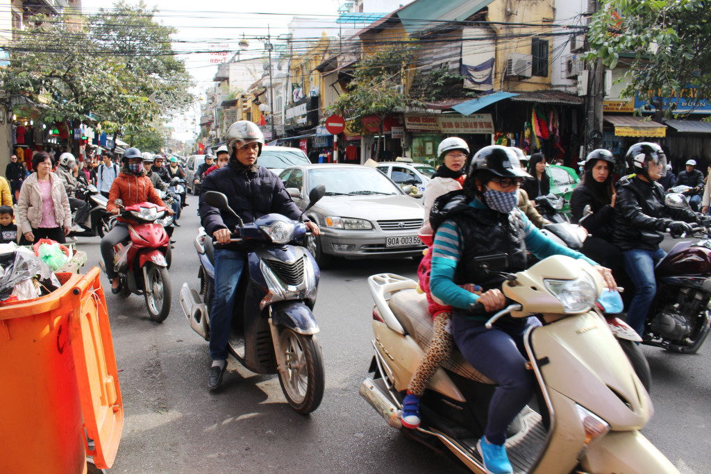 Streets-Hanoi-Vietnam-4