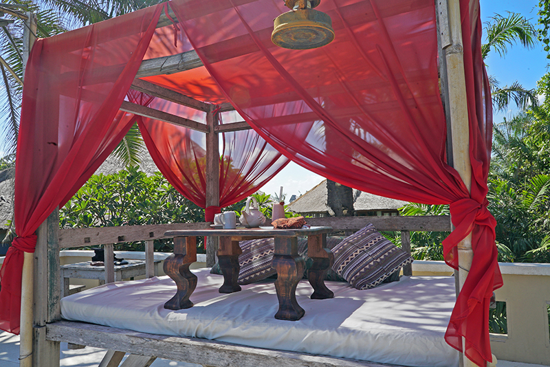 Hotel Tugu Bali Breakfast Sunbed Canggu