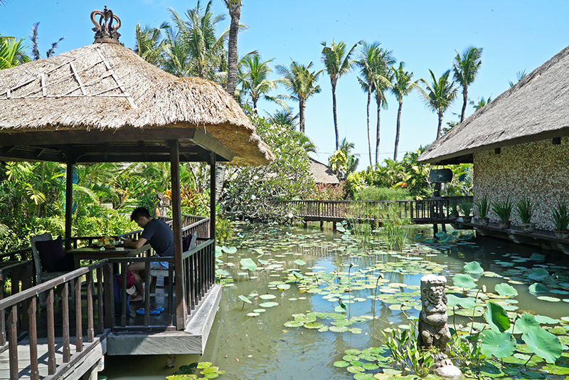 Hotel Tugu Bali Lily Pond Canggu